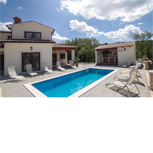 Lovely Home In Labin With Outdoor Swimming Pool
