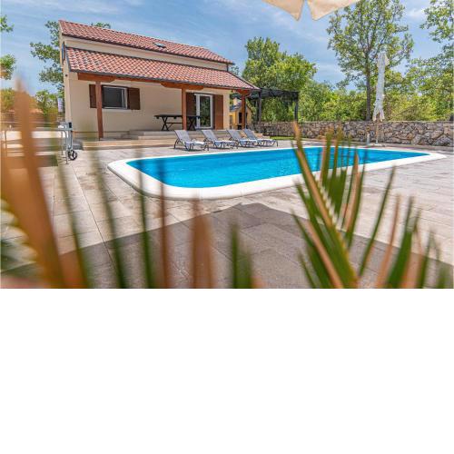 Lovely Home In Puljane With Kitchen