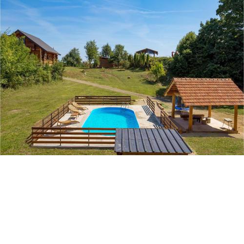 Lovely Home In Slunj With Outdoor Swimming Pool