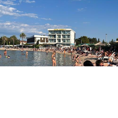 Lucky Star-near Zrće beach