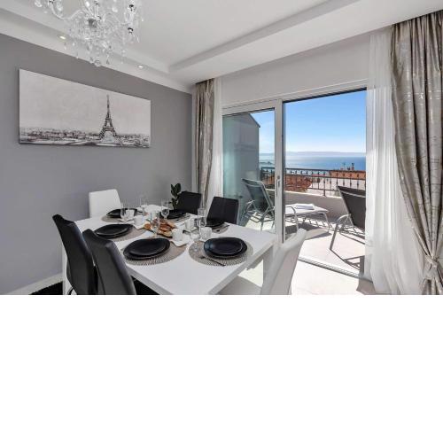 Luxurious Apartment Nino