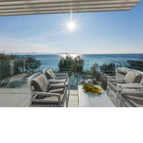 Luxurious Villa in Kozino with Fenced Garden