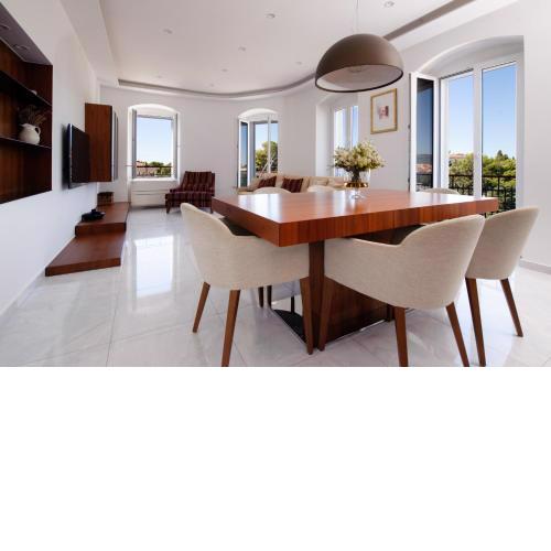 LUXURY APARTMENt DRAGA