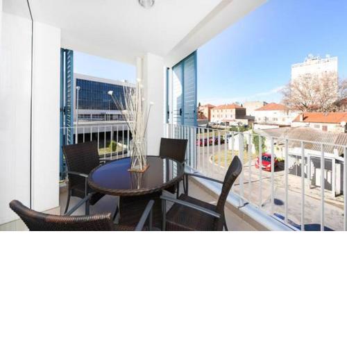 Luxury Apartment Eli