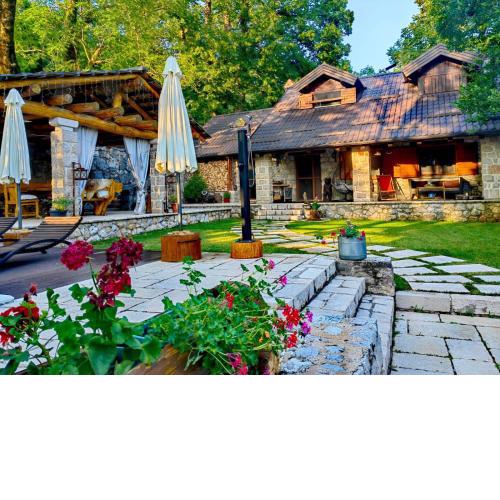Luxury Chalet Regina