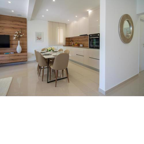 Luxury Garden apartment