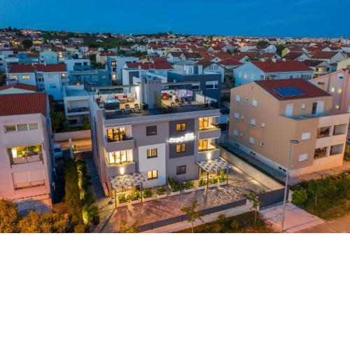 Luxury Majpruz Suites I