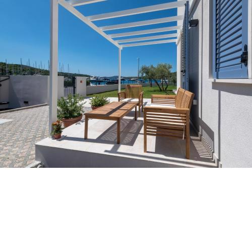 Luxury Seaview Apartment - Sole