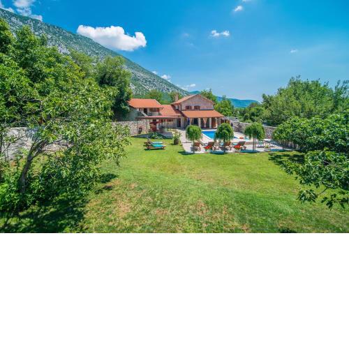 Luxury Stone House Villa Prelec with Private Pool