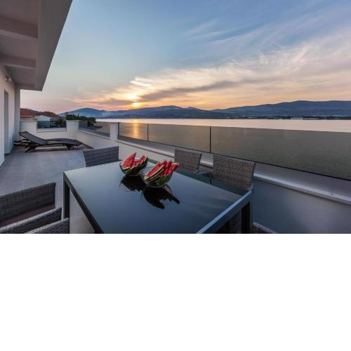 Luxury Villa ARIA, Apartment