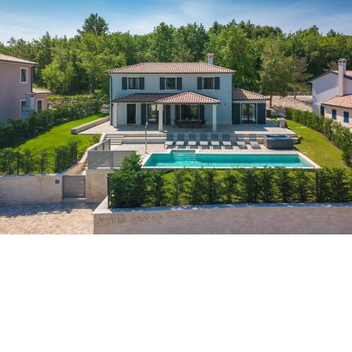 Luxury villa Arman with whirlpool in Visinada