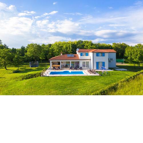 Luxury villa Dream with private pool for a high level of privacy