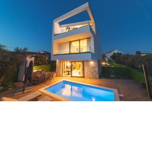 Luxury Villa Favela with heated pool