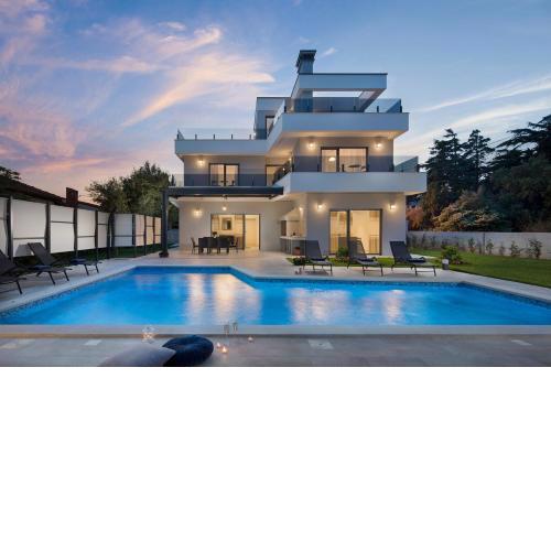Luxury villa K with pool, hot tub and sea view only 300m from the beach