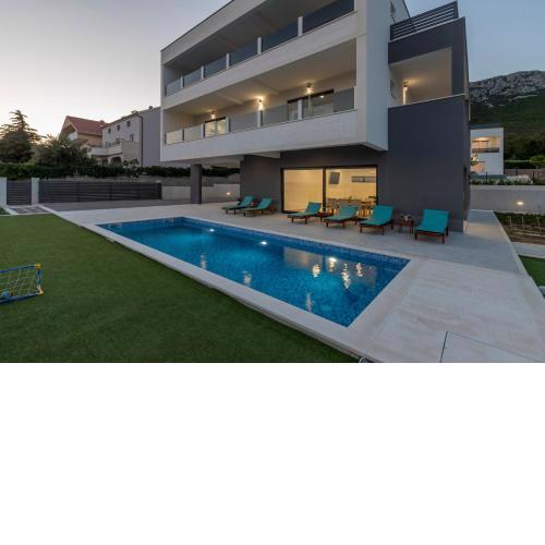 Luxury Villa La nonna Ana - heated pool, sea view, near Split