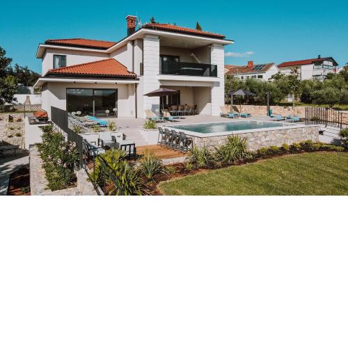 Luxury Villa Luana