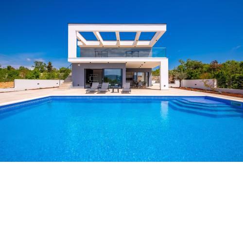 Luxury Villa Quadra