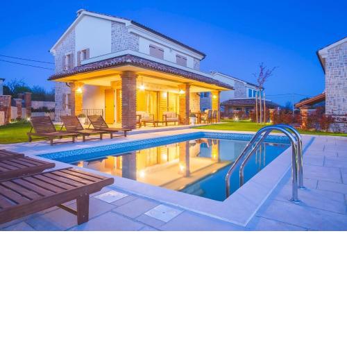 Luxury Villa Tia