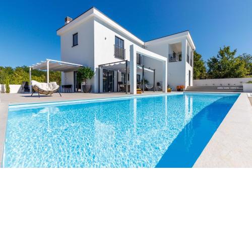 Luxury Villa Valhalla with Private Pool