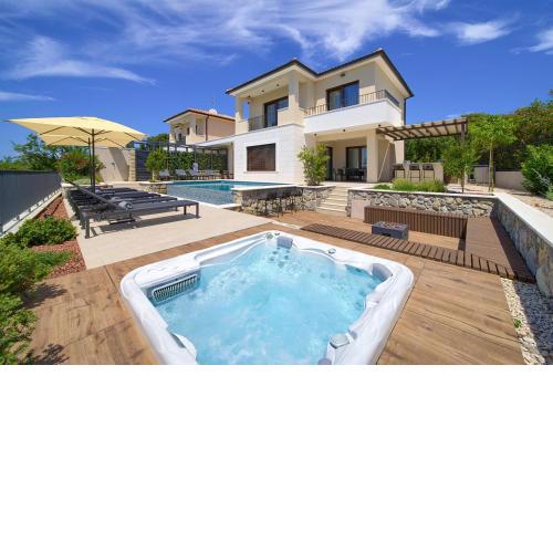 Luxury Villas LORD and LADY