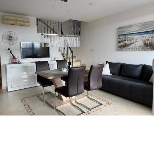 Maj Premium Apartment 4 Sterne - neu renoviert