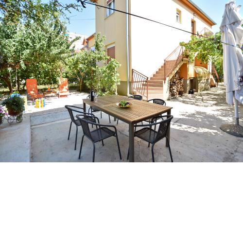 Mihaela apartment