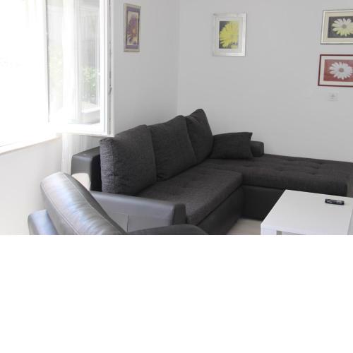 Mikulandra apartment