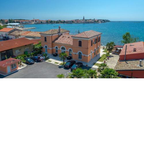 Minella Residence