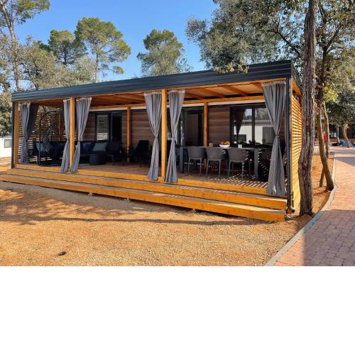 Mobile Home Jana