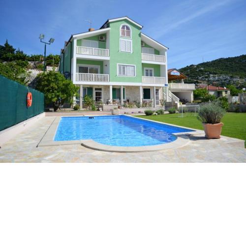 Modern apartment in Peračko Blato with sea view and pool