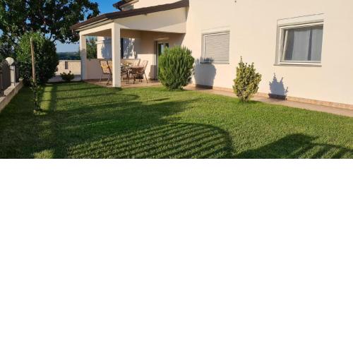 Modern apartment Ivan with pool and terrace