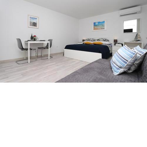 Modern Apartments Iva