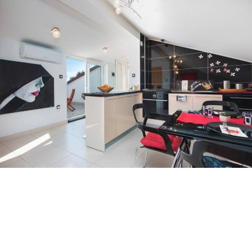 Modern Studio Apartment At Medulin Riviera