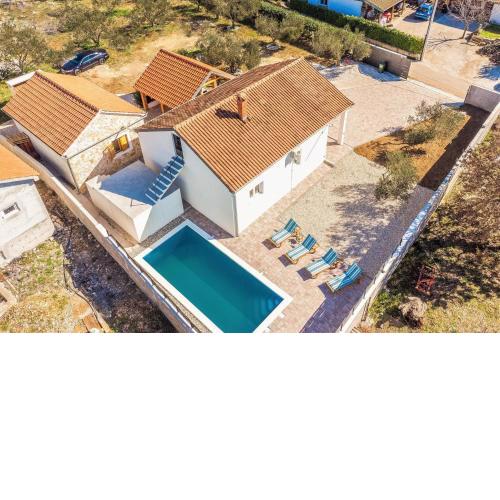 MY DALMATIA - Holiday home Barba with private heated pool