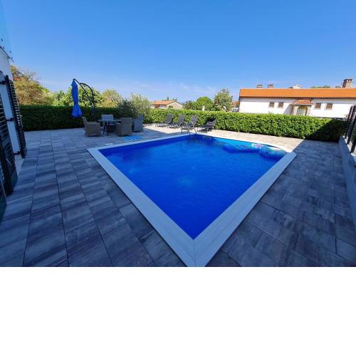My Paradies - Malinska 1****