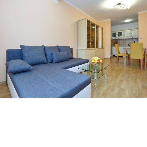 Neu renovierte Ferienwohnung im Erdgeschoss, mit Zugang zur überdachten Terrasse
