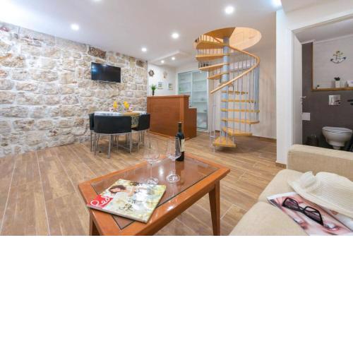 New Apartment La Barca Old Town