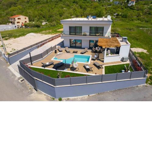 NEW Luxury Villa Mons Aureus Split