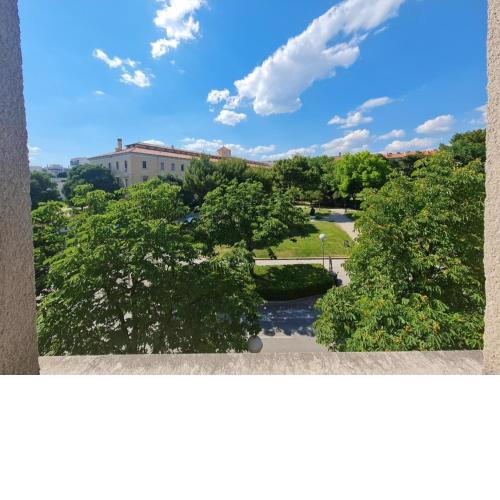 NEW Modern-Park view-5 minutes from Diocletian's Palace