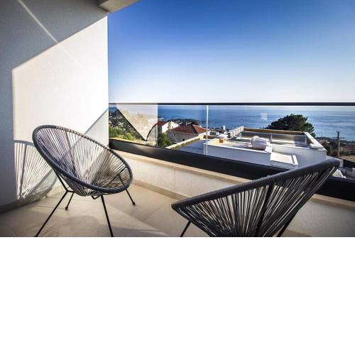 New Mountainside Villa w Pool + Stunning Sea View