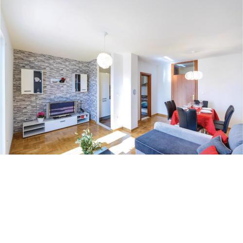 Nice Apartment In Cavtat With Wifi