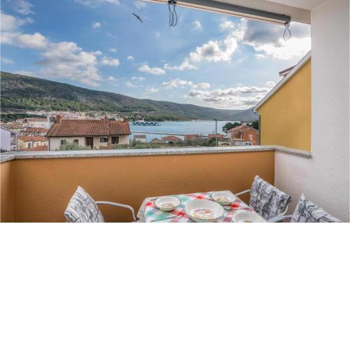 Nice Apartment In Cres With House Sea View