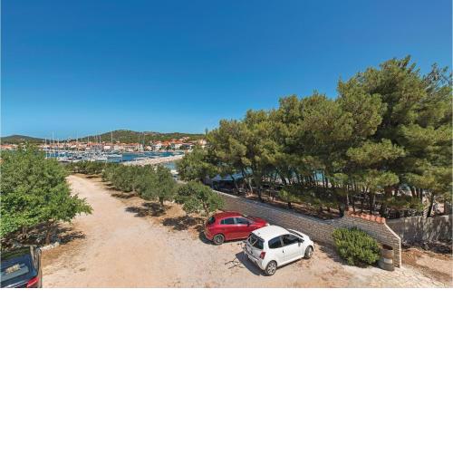 Nice Apartment In Jezera With House Sea View