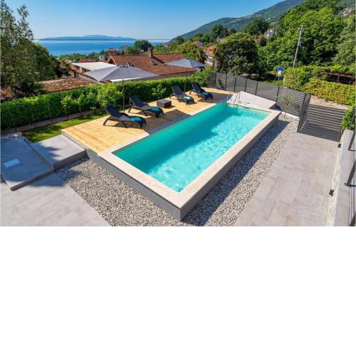 Nice Apartment In Lovran With Wifi