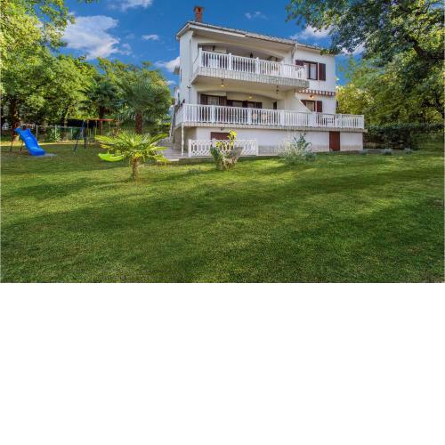 Nice Apartment In Malinska With Wifi