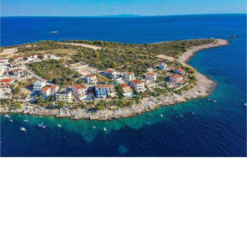 Nice Apartment In Razanj With Wifi
