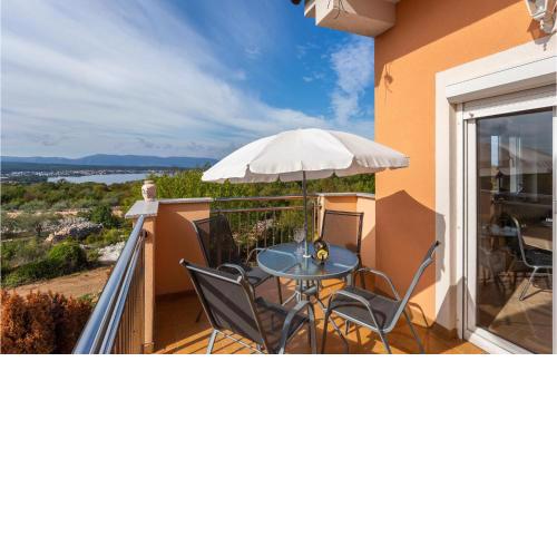 Nice Apartment In Sveti Vid-Miholjice With Wifi