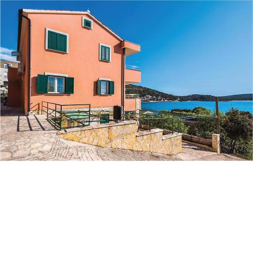 Nice Apartment In Tisno With Wifi