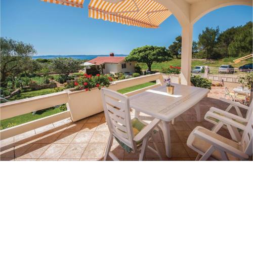 Nice Apartment In Zadar With Wifi