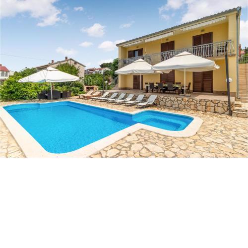 Nice Home In Banjol With Wifi